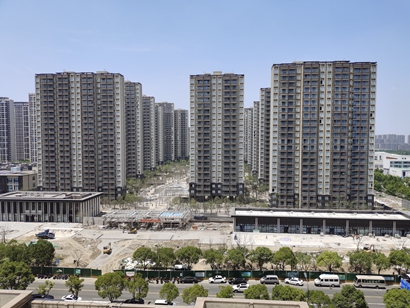 低迷的樓市，火爆的豪宅，分化的原因引人深思